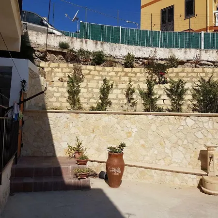 Casa Vacanze Sole E Mare Feriehus
